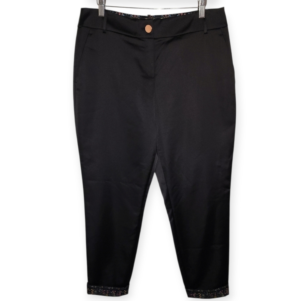 Ted Baker London Black Satin Cropped Pants with Floral Cuff Trim – Size 3 (US 8)
